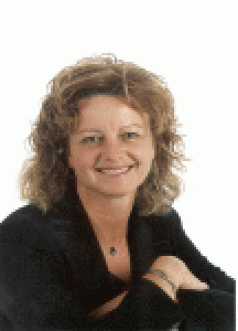 RE/MAX real estate central alberta - Lacombe Agent On Duty: Kim Kerr