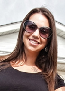 RE/MAX Real Estate Agent On Duty: Yvonne Valdes